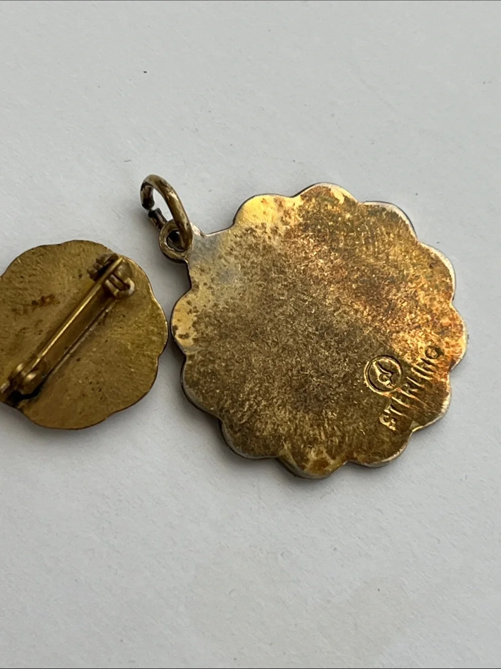 Gold Tone Scalloped Marine Corps Charm Pendant and Brooch